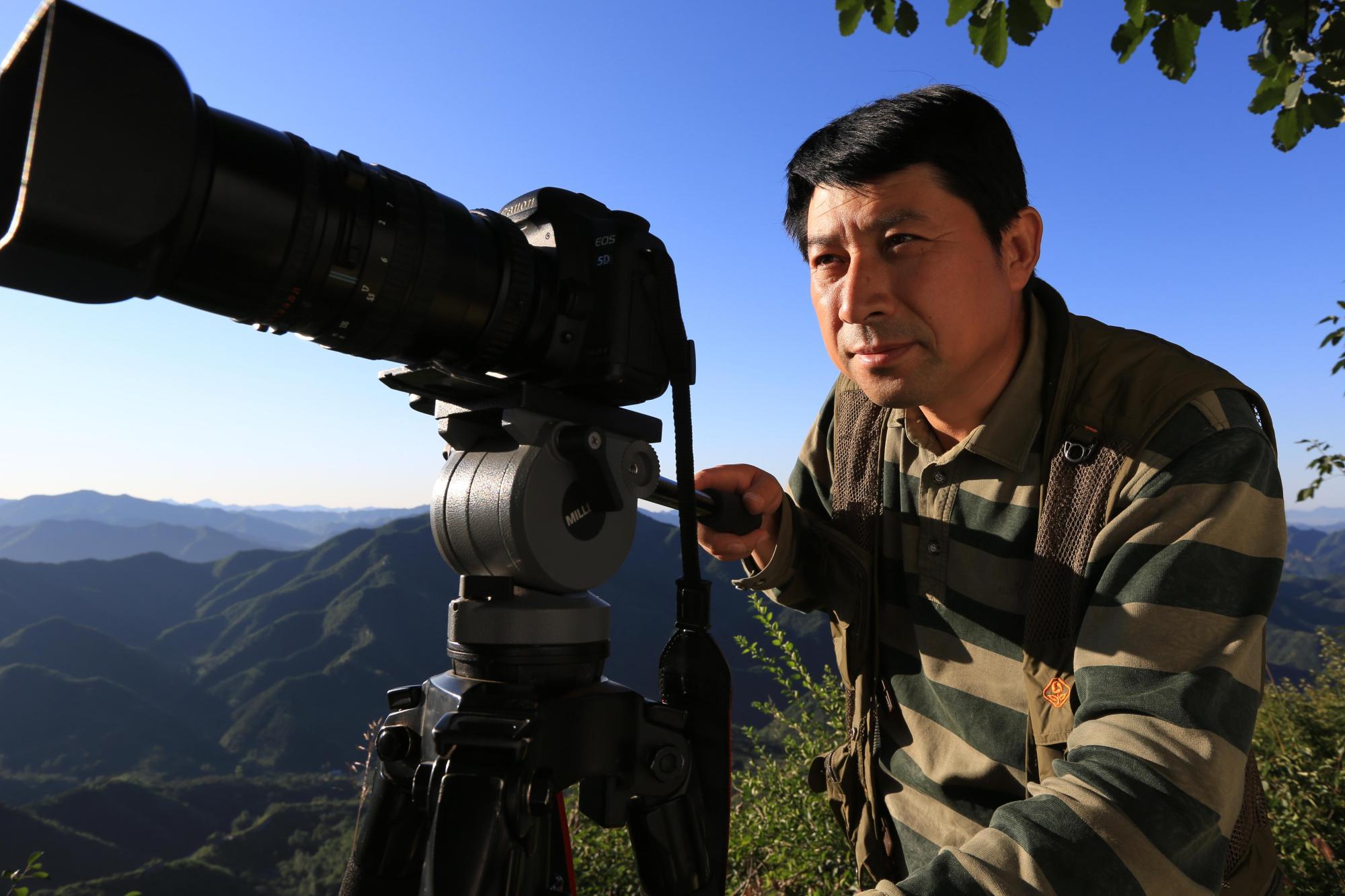 我是河北省迁西县的摄影师王爱军,今年58岁.