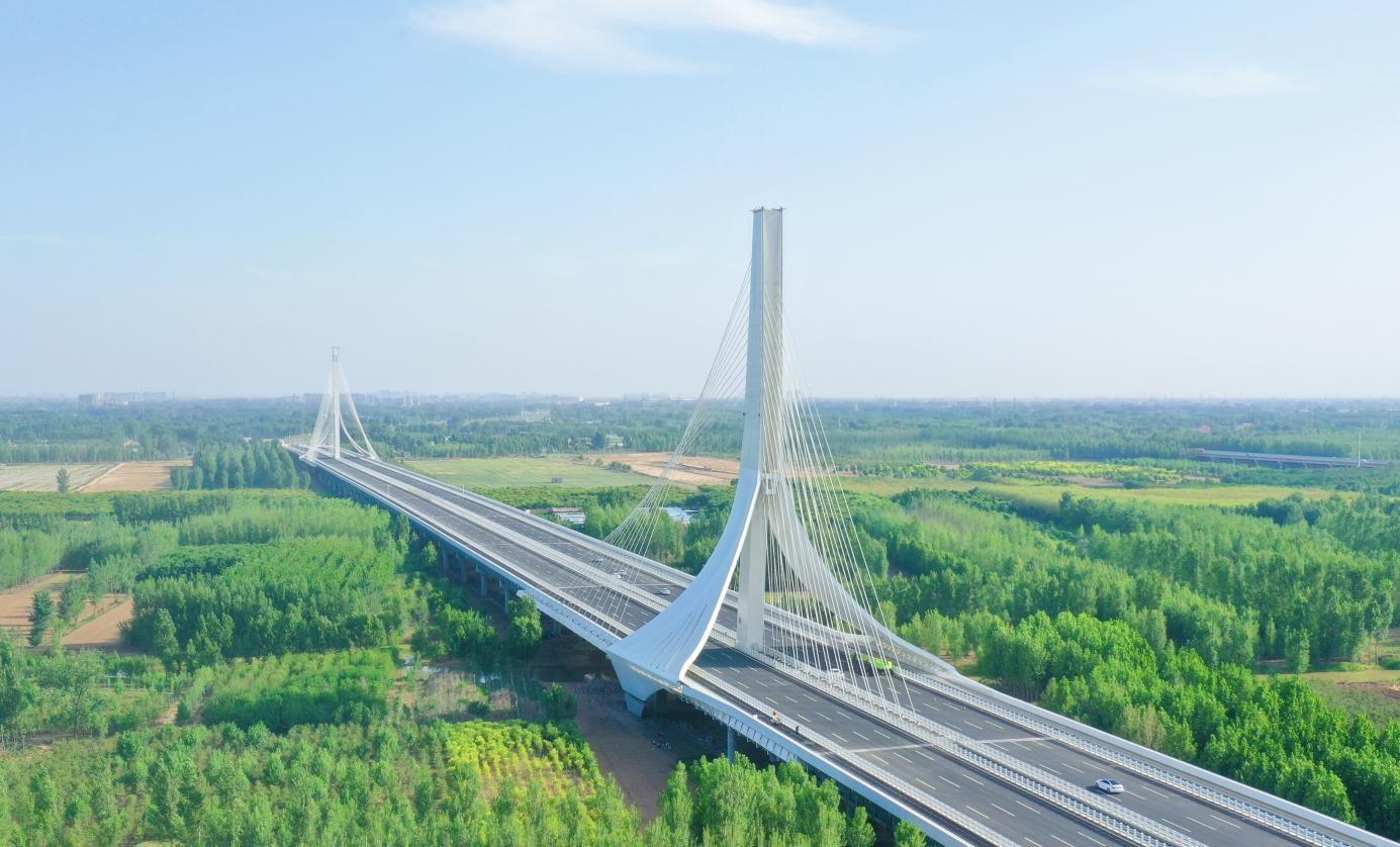 廊坊临空经济区永定河特大桥全线贯通
